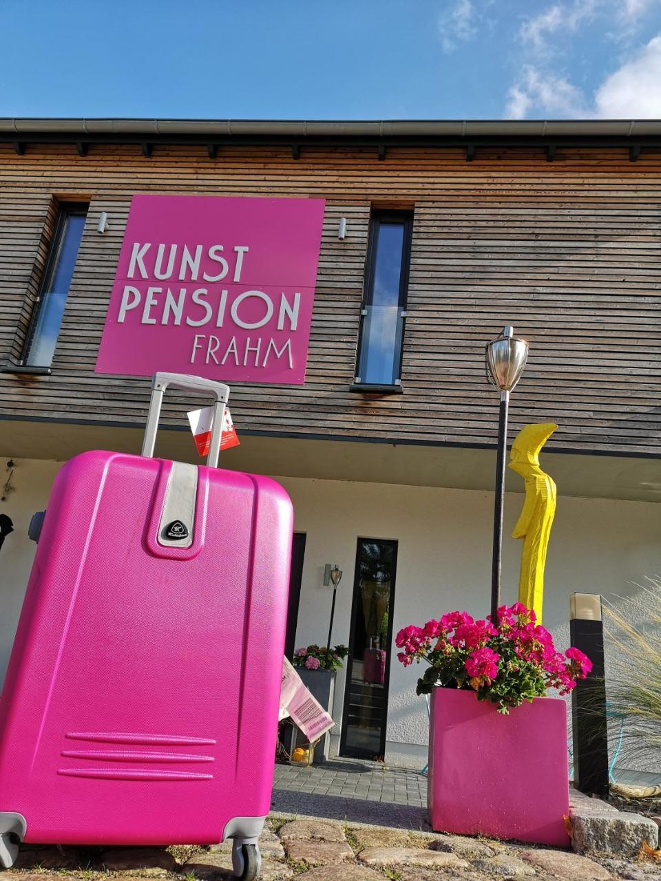 Kunst Pension Frahm Basthorst  Extérieur photo